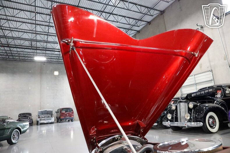 1933 Ford Roadster