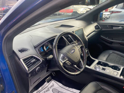 2022 Ford Edge ST-Line