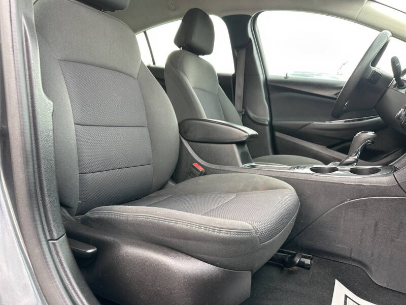 2017 Chevrolet Cruze LT Auto