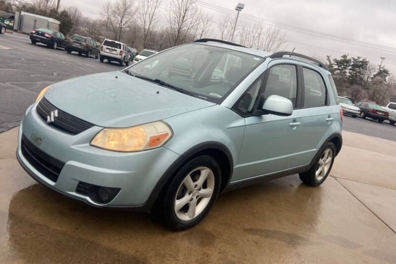 2009 Suzuki SX4 Crossover for sale at Garcia Auto Sales LLC in Walton KY