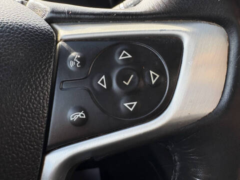 2017 GMC Acadia SLE-2