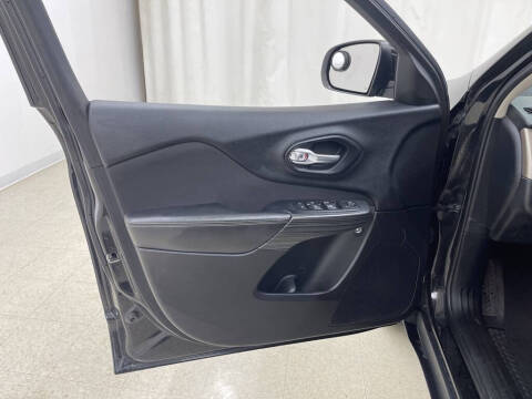 2016 Jeep Cherokee Latitude Altitude