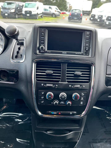 2019 Dodge Grand Caravan SE 35th Anniversary Edition