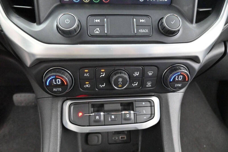 2020 GMC Acadia SLT
