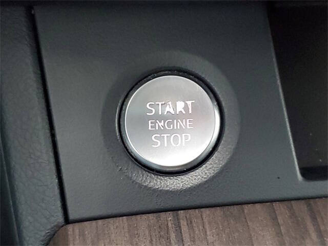 2023 Audi Q5 quattro Premium 40 TFSI