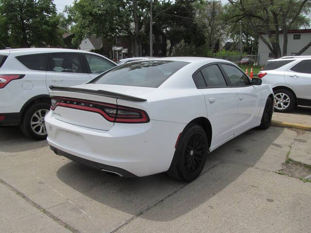 2016 Dodge Charger SE