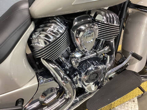 2022 Indian Chieftain Limited Silver