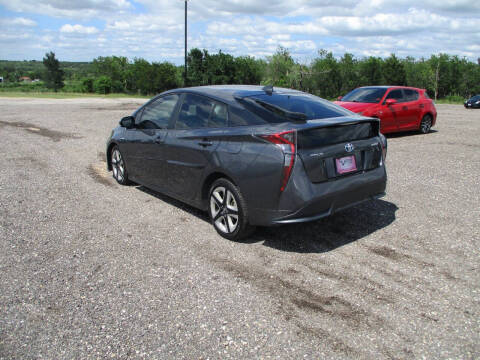 2017 Toyota Prius Three Touring