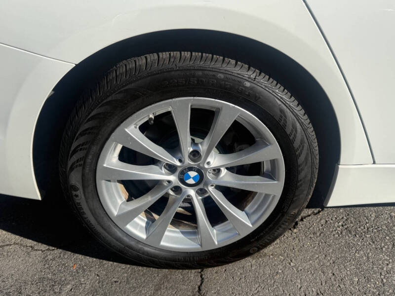 2017 BMW 3 Series 320i xDrive