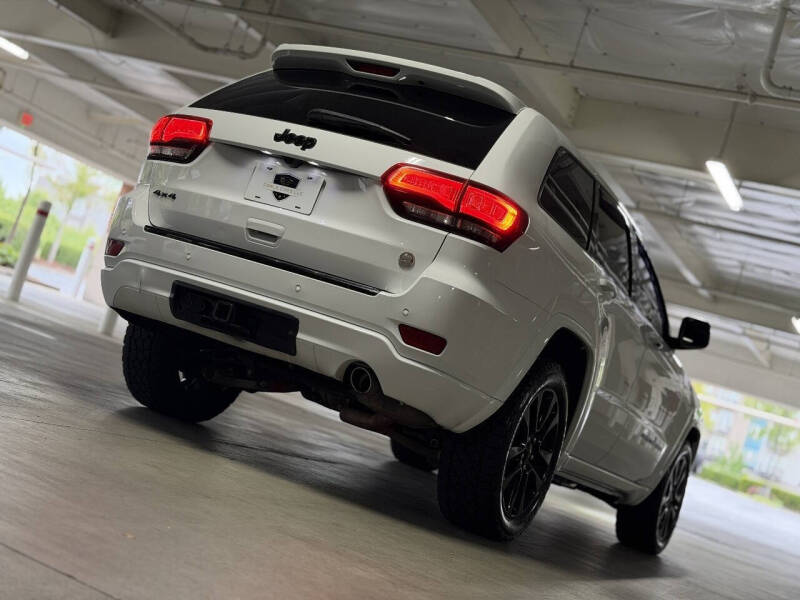 2017 Jeep Grand Cherokee Altitude