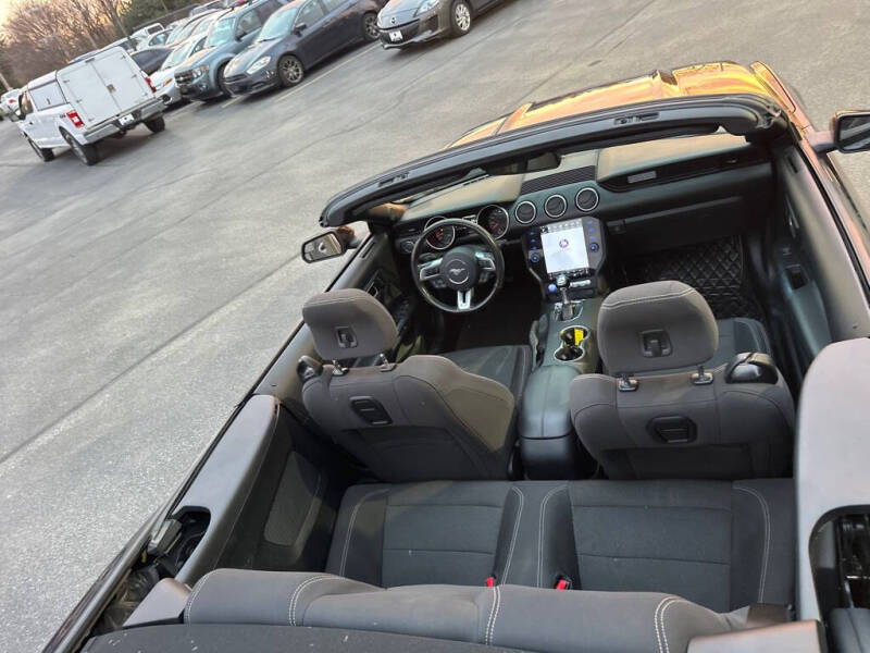 2016 Ford Mustang V6