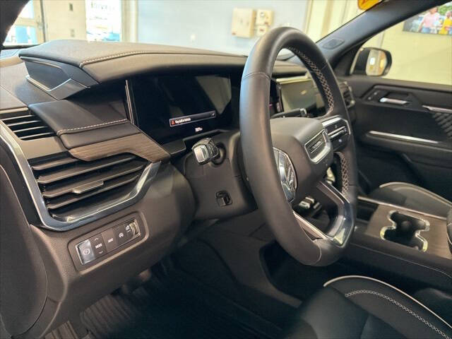 2025 GMC Acadia Denali