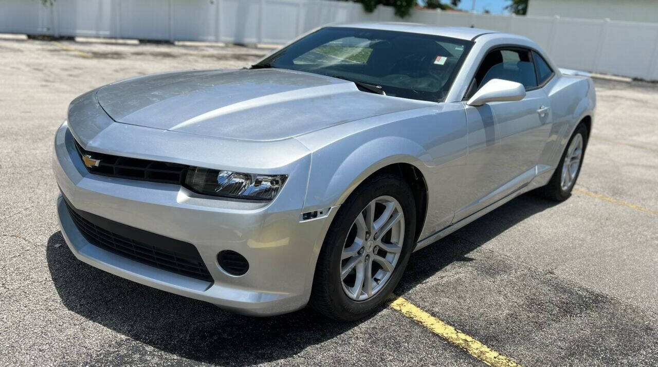 2015 Chevrolet Camaro Coupe - $16,800