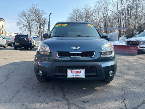 2011 Kia Soul +