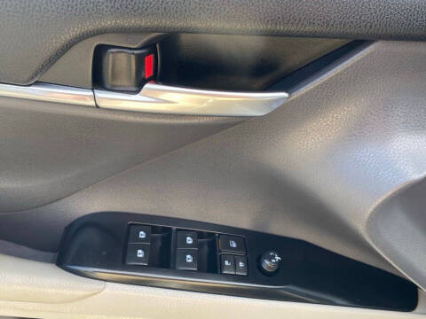 2019 Toyota Camry LE