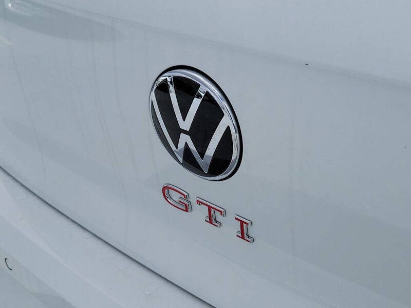 2026 Volkswagen Golf GTI SE