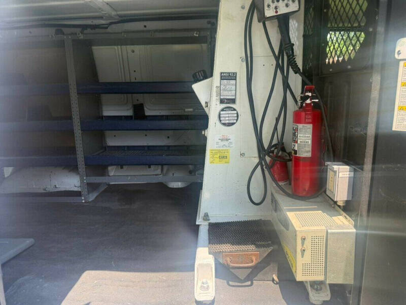 2011 Ford E-Series E-350 SD