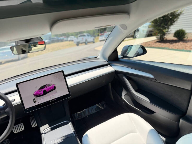 2023 Tesla Model 3 Performance