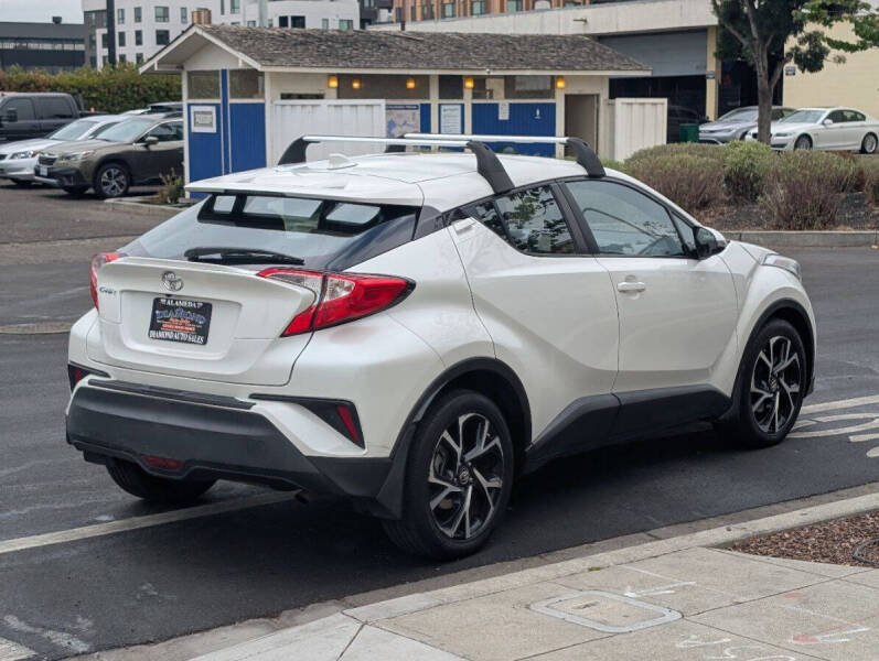 2018 Toyota C-HR XLE Premium