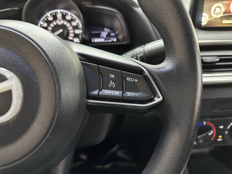 2017 Mazda MAZDA3 Sport