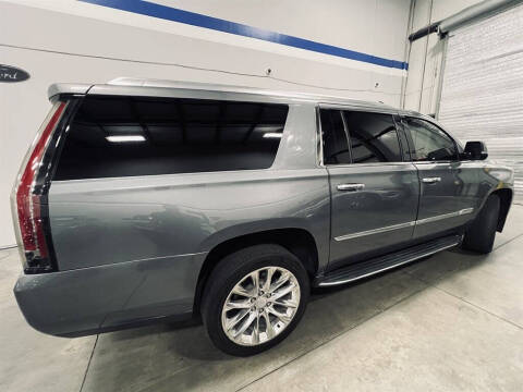 2020 Cadillac Escalade ESV Luxury