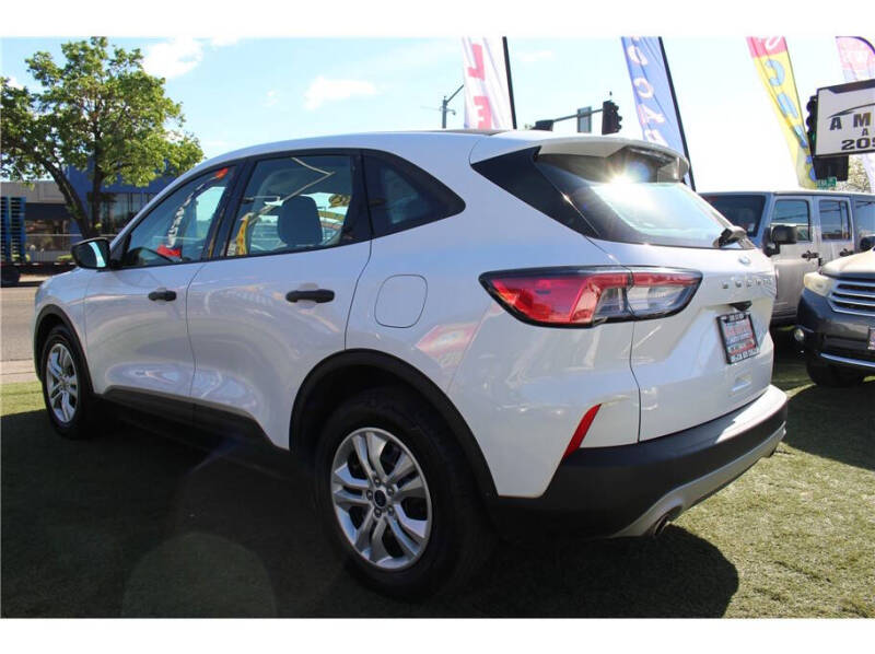 2021 Ford Escape S