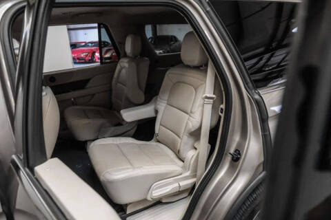 2020 Lincoln Navigator Standard