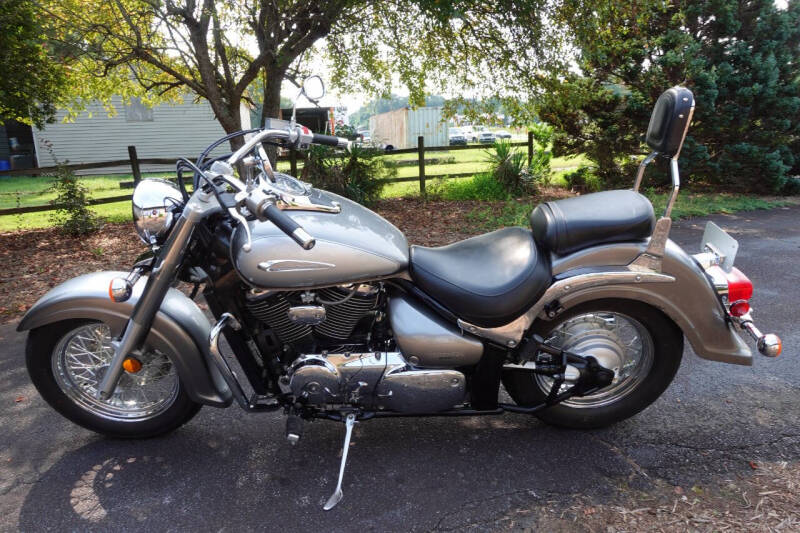 2002 Suzuki Intruder