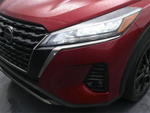 2021 Nissan Kicks SR