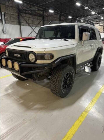 2014 Toyota FJ Cruiser for sale at EGM Auto in Midwest City OK