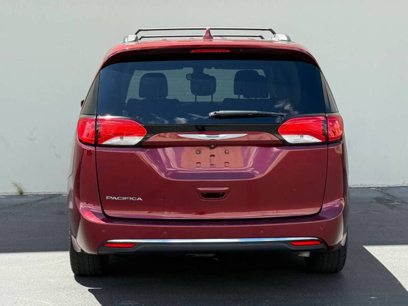 2017 Chrysler Pacifica
