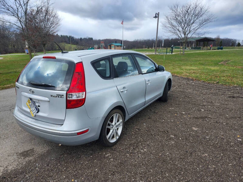 2010 Hyundai Elantra Touring SE