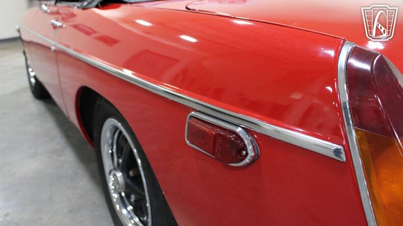 1972 MG B