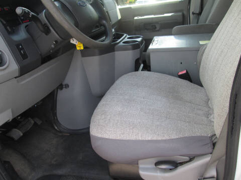 2010 Ford E-Series E-250