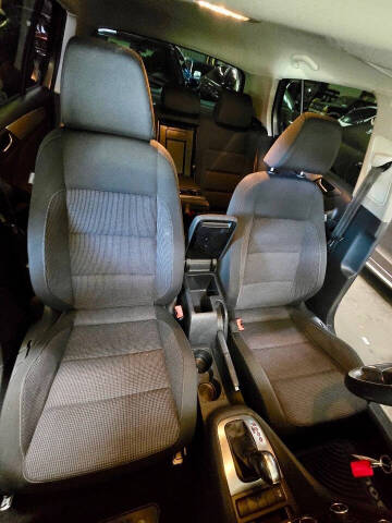 2013 Volkswagen Golf 2.5L PZEV