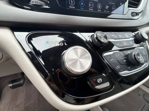 2018 Chrysler Pacifica Touring L Plus