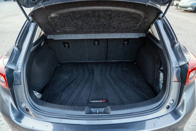 2016 Mazda MAZDA3 i Sport