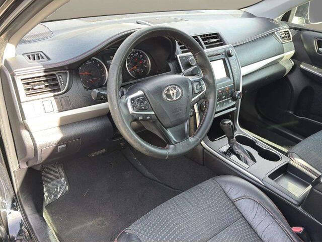 2015 Toyota Camry SE