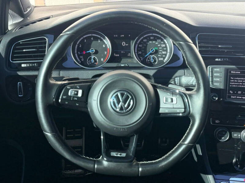 2017 Volkswagen Golf R 4Motion