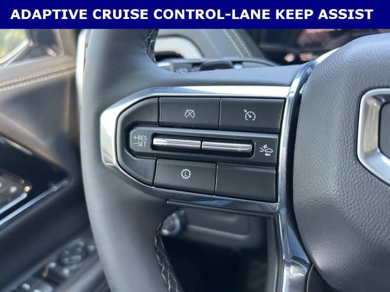 2025 GMC Yukon Elevation