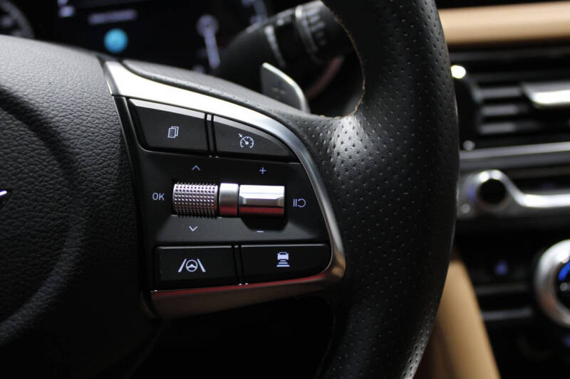 2022 Genesis G70