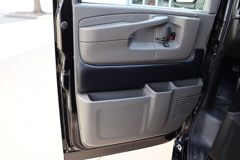 2015 GMC Savana 2500