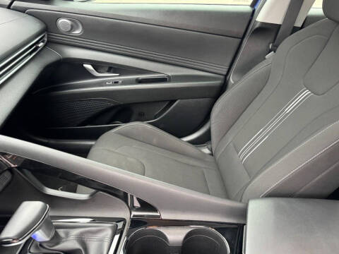 2022 Hyundai Elantra