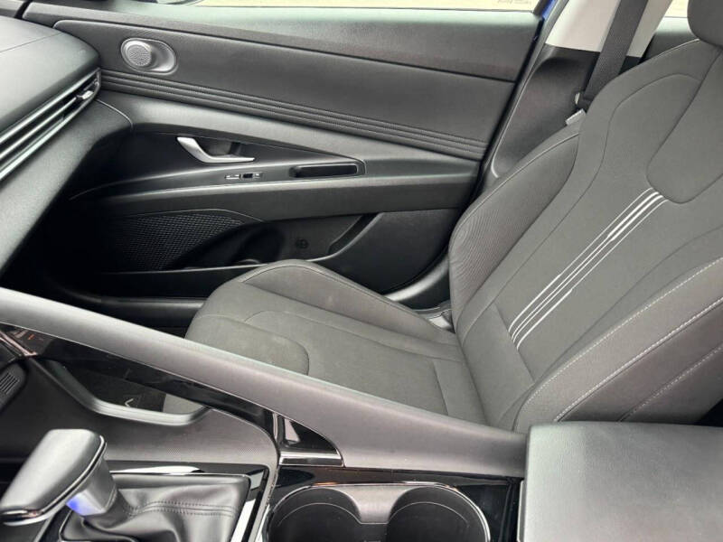 2022 Hyundai Elantra