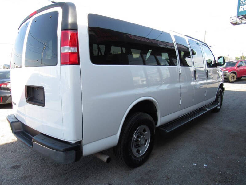 2020 Chevrolet Express LT 3500