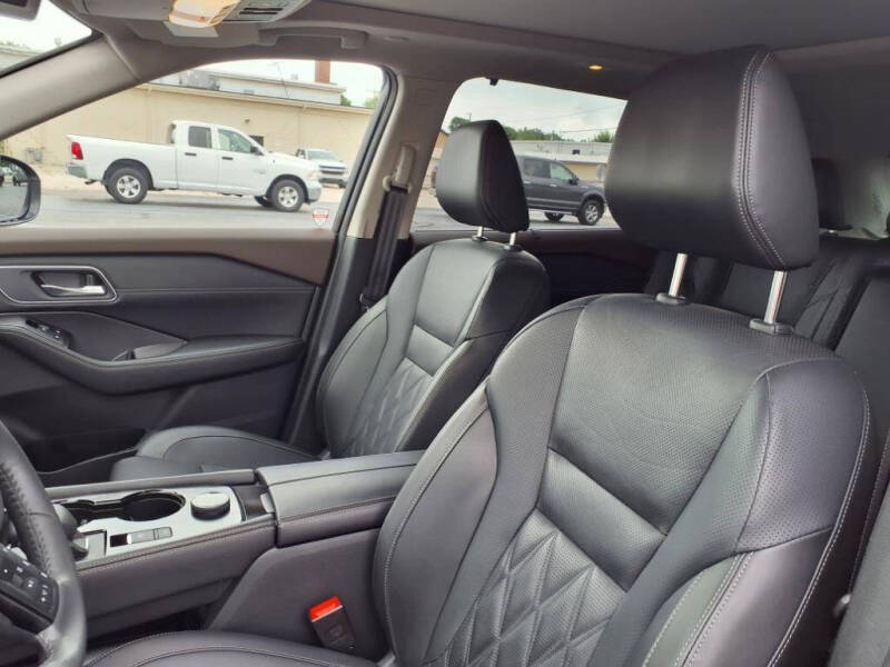 2023 Nissan Rogue Platinum