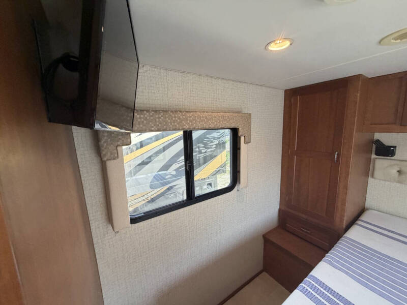 2017 Winnebago Minnie Winnie