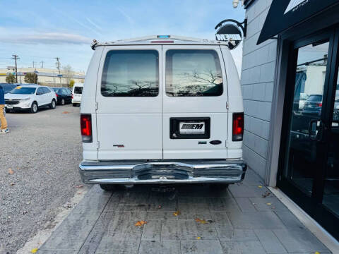 2013 Ford E-Series E-250