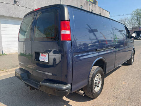 2021 GMC Savana 3500