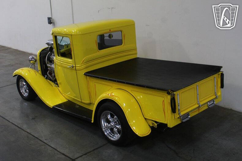 1932 Ford F-100